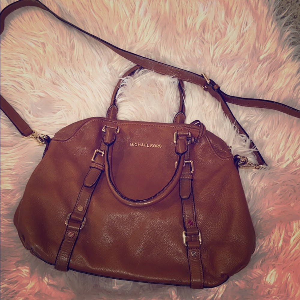 🟤BROWN LEATHER MICHAEL KORS PURSE🟤